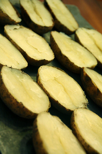 Cut-potatoes-in-half