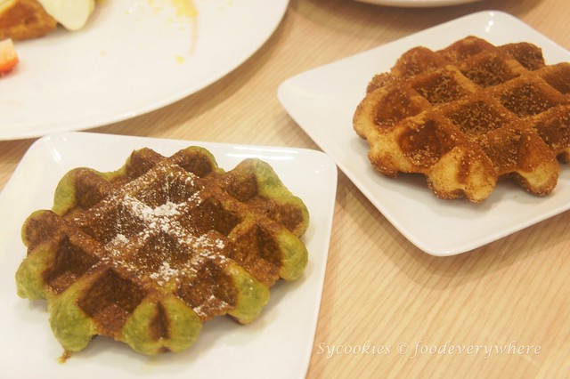 6.But know that they pull things off with waffles alone, satisfying bites without toppings are always a good choice