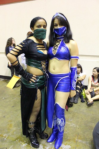 Jade and Kitana - MegaCon 2012