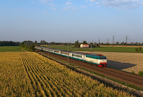 railroad railway trains bahn lombardia tartaruga mau ferrovia treni pavese e444r nikond90 ic652