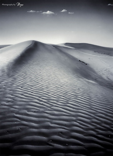 world travel blackandwhite bw beautiful canon landscape photography sand desert tokina saudi arabia tone 2012 natrue flikcr 1116 flickrlovers mzna