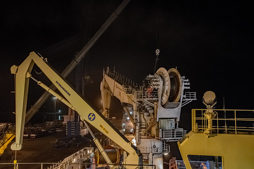 new night wire support mt drum crane vessel ghana forza change service rem finder ssv reeve supply maersk takoradi subsea 6022 hyrdamarine