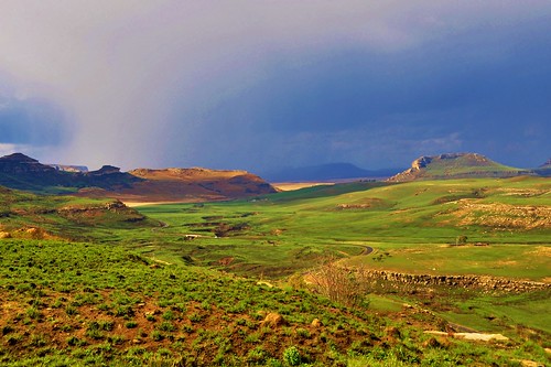 weather landscape southafrica nikon rainstorm freestate d90 harrismith nikkor18200mm stevelamb