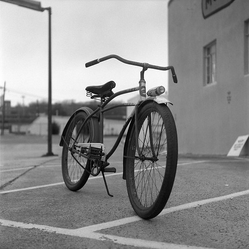 blackandwhite bw 120 film bicycle mediumformat kodak trix 400tx d76 yashicamatlm yashica f4 durhamnc trix400 yashinon d7611 gossenlunaprof epsonv500