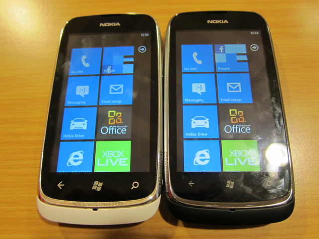 Nokia Lumia 610 (White & Black) - Front View