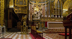 St John's Co-Cathedral Interior 1