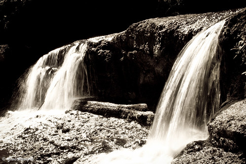 blackandwhite water waterfall rocks sagada canon18135
