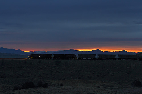 railroad up silhouette train sunrise dawn nevada nv unionpacific graintrain clifside arnoldloop