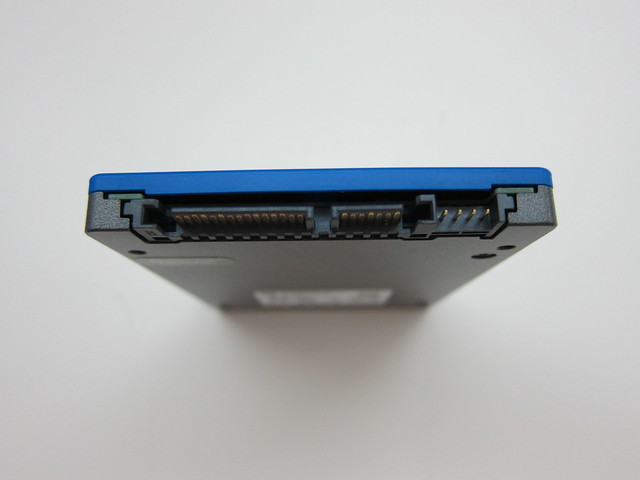 Kingston HyperX SSD - Connectors