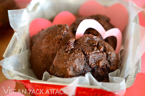 Make these Double Chocolate Cake Cookies for a special someone, or bring them to a party! You'll be everyone's favorite friend. ;)