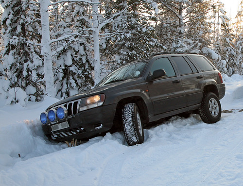 winter snow cold car canon eos jeep offroad 4x4 diesel sweden jimmy grand turbo bil cherokee sverige 31 snö wj norrbotten avafors diket dikeskörning arctic4x4experience boschnavigator