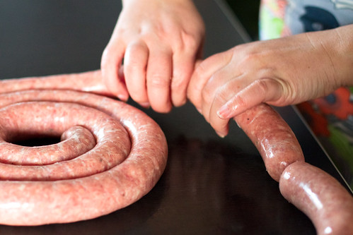 Sausage 101 - Twisting Links