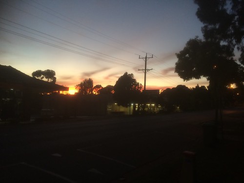 sunrise dawn australia victoria powerline safeway monbulk mainsrreet uploaded:by=flickrmobile flickriosapp:filter=nofilter