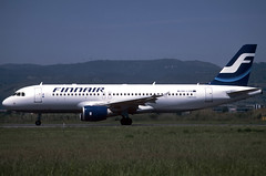 Finnair A320-214 OH-LXA BCN 18/05/2002