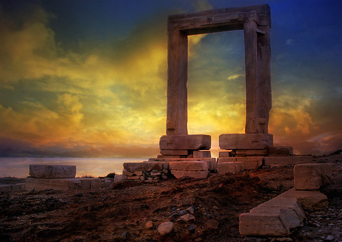travel horizontal island ruins mediterranean greece chora templeofapollo blueribbonwinner portara naxostown