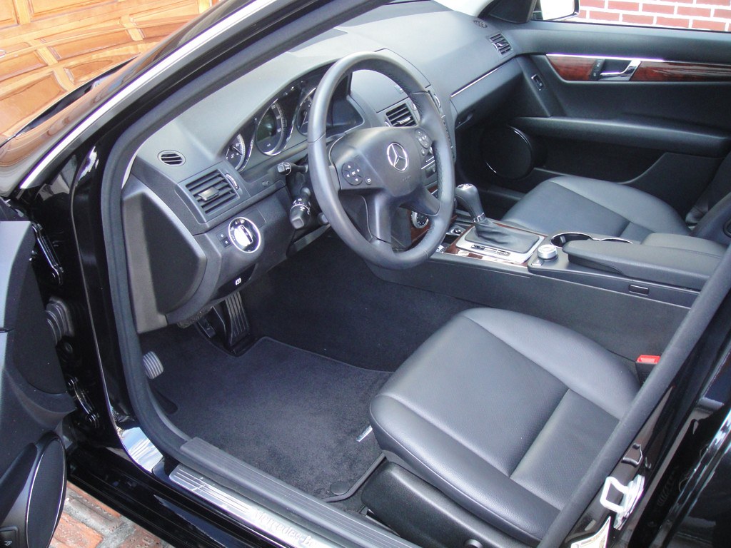 2010 Mercedes C300 4matic Interior Seats Front Leftview Flickr