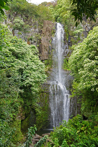 2012-02-10 02-19 Maui, Hawaii 189 Road to Hana, Three Bears Falls (Upper Waikani Falls)