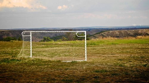 game field landscape photography football goal spain flickr soccer paisaje lonely fotografia juego soria solitario medinaceli campodefutbol portería anggarfer