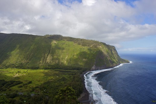 ocean beach clouds canon landscape eos rebel blacksand hawaii valley vista 2012 waipio 1855mmf3556 t1i