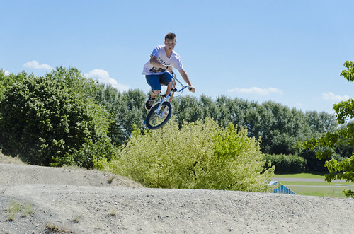 bike outside jump nikon bmx young teenager ado vélo saut stunt jeune d7000 greelow