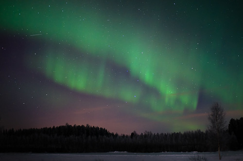 winter finland landscape sony sigma talvi saara maisema auroraborealis foxfire shootingstar kaustinen 30mm a500 sigma30mmf14exdchsm revontulet tähdenlento salonkylä