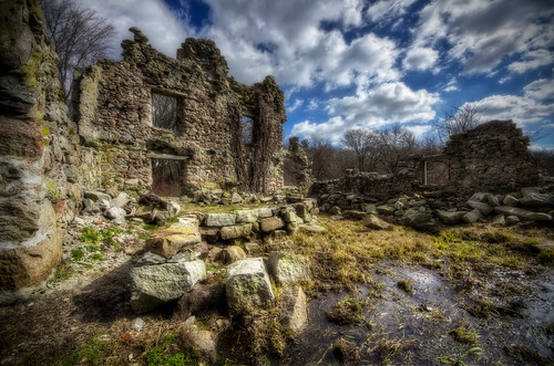 mill river ma fire ruins dam decay massachusetts newengland historic textile cotton fairhaven hdr acushnet tonemapped bristolcounty whitesfactory hamlinstreet