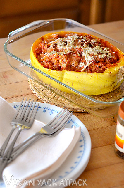 Love pizza, but want a lighter option without missing flavors? Try my Pizza Stuffed Spaghetti Squash! All vegan, and all delicious.