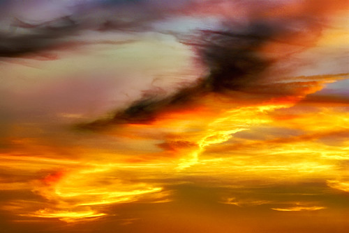 sunset red orange yellow clouds spain artistic alicante nubes puestadesol tone nube elda tonal tono postadesol alacant sonyalphaa100 valenciancommunity mygearandme frecuenciatonal
