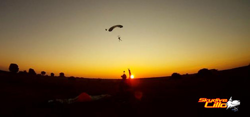 skydiving skydive paracaidismo skydivelillo saltostandem cursosdeparacaidismo saltosenparacaidas paracaidismomadrid