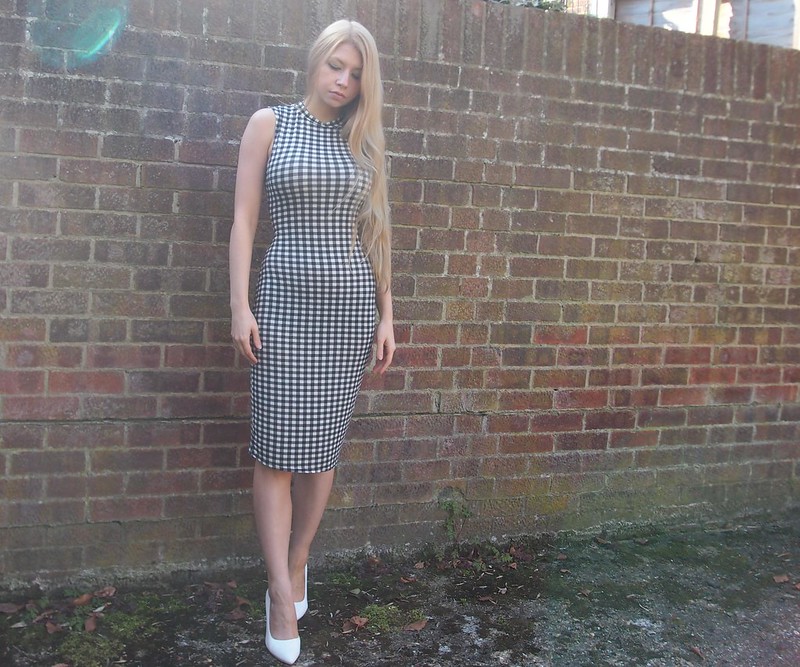 Gingham, New Look, Midi, Dress, Bodycon, Check, 915, Monochrome, UK Fashion Blog, London Style Blogger, Sam Muses, SS14, How to Wear, Outfit Ideas, Styling Ideas