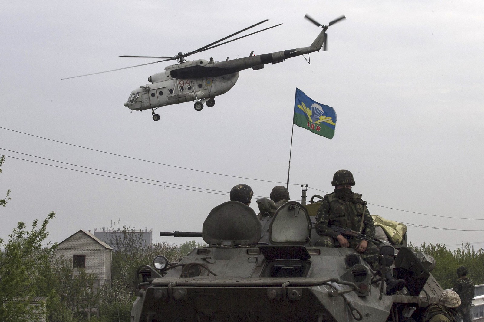 Ucrania destituye al presidente Yanukovich. Rusia anexa la Peninsula de Crimea, separatistas armados atacan en el Este. - Página 25 14084283402_c127d3fe6f_h