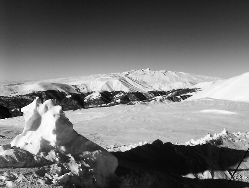 winter snow skiing caucasus armenia kotayk tsakhkadzor teghenis