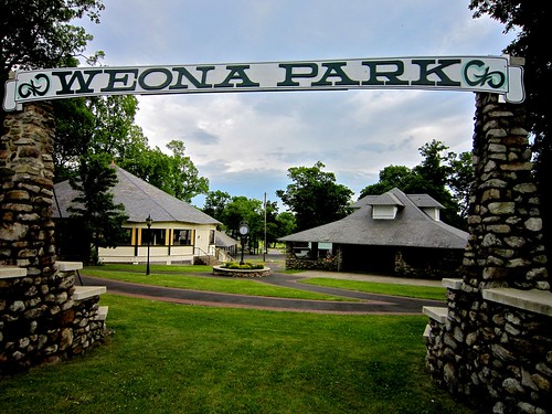 Weona Park Pen Argyl Entrance