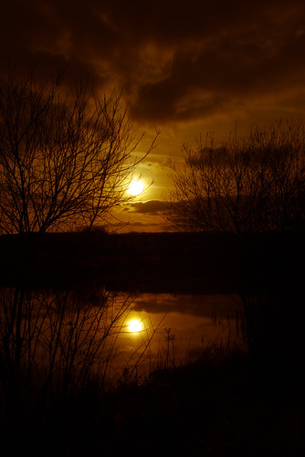 sunset sun sunlight reflection twilight aperture pentax romantic amiens couchédesoleil flickraward flickraward5
