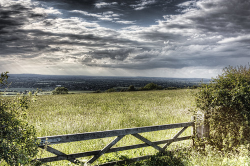 green canon landscape is buckinghamshire kitlens lacey 1855mm princes lacy bucks hdr risborough princesrisborough f3556 laceygreen lacygreen 450d canonefs1855mmf3556is img89383940tonemappeda