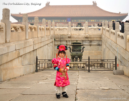 The forbidden City and child