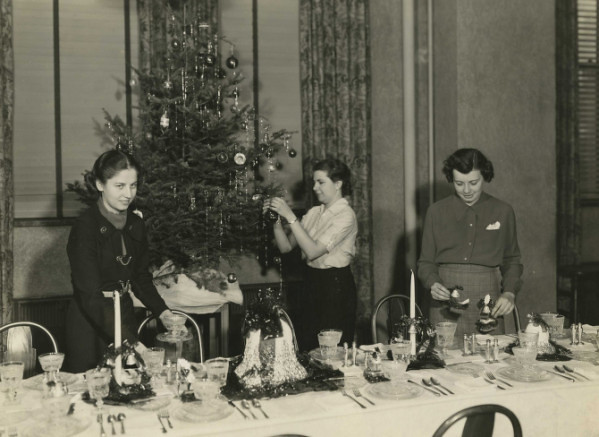 1938 Home Economics Christmas Dinner