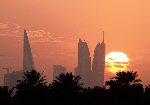 city sun set skyline buildings bahrain manama fotocompetition fotocompetitionbronze