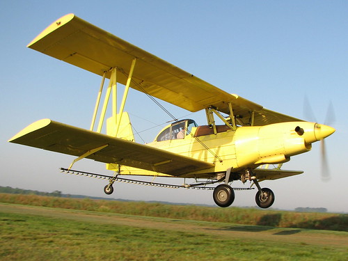 yellow plane canon airplane flying wings louisiana aviation farming powershot ag duster agriculture propeller schweizer turbine prop turboprop biplane cropduster propjet agcat g164 g164b