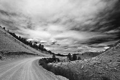 road blackandwhite clouds nikon colorado bend d300 pikenationalforest elevenmile 1685mm thirtyninemileroad elevenmilecanyonreservoir