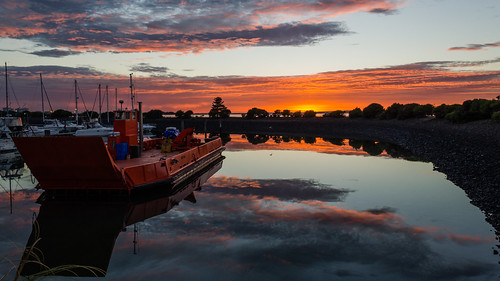 reflection water marina sunrise dawn boat ship australia victoria hastings barge hastingsmarina