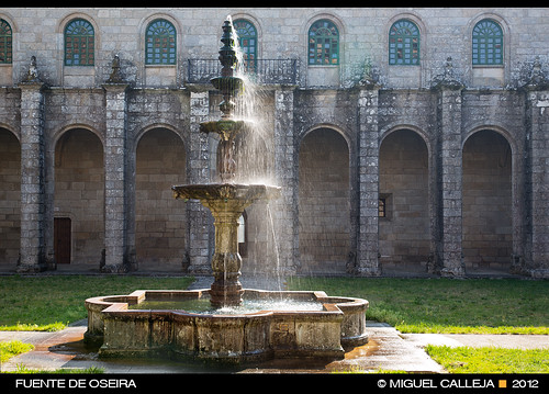 fountain fuente monastery cloister monasterio claustro oseira