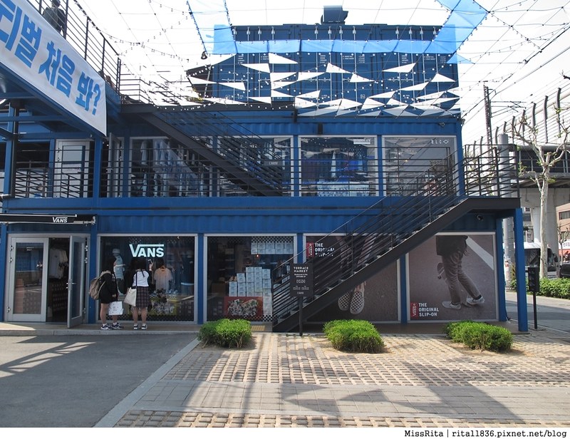 首爾景點 藍色貨櫃屋 common ground 首爾建大 建大捷運站 首爾潮流 2016韓國景點 韓國團體 韓國自由行 世界最大貨櫃屋商城 建大貨櫃屋商場 MARKET GROUND 10