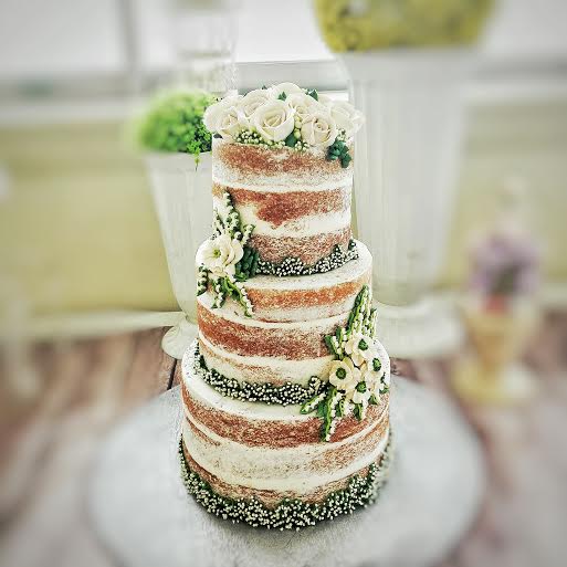 Wedding cake, all in Buttercream By Bam Piencenaves