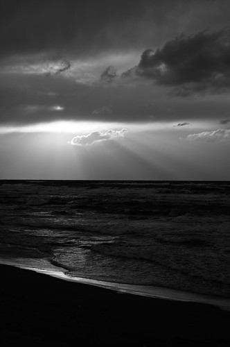 sunset sea monochrome japan evening niigata 2012 japansea d90 highwinds spling 藤塚浜 fujitsukabeach