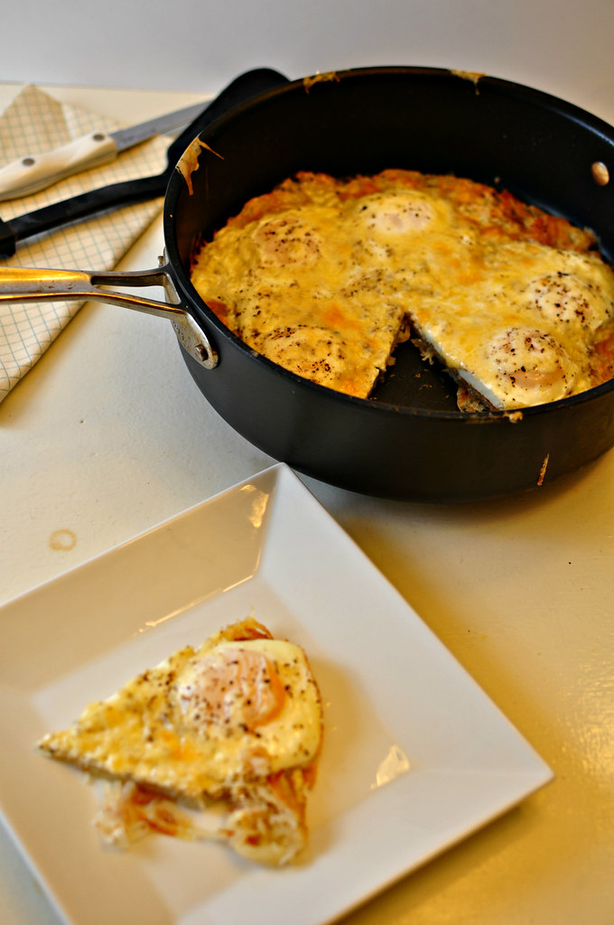 Baked Eggs with Crispy Hashbrown Crust