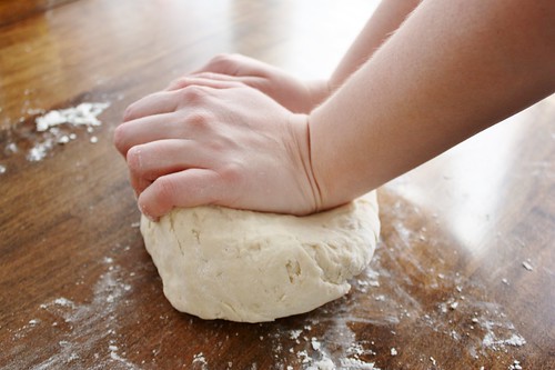 knead-best-pizza-dough