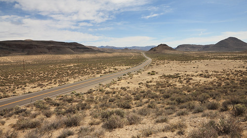 road mountains highway desert nevada pyramidlakeroad