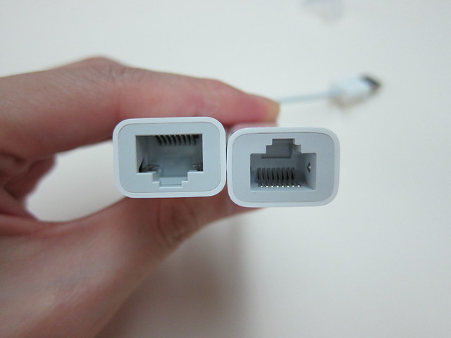 Apple Thunderbolt to Gigabit Ethernet Adapter - Opposite Ethernet Port