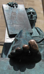 Hume's bronze toe